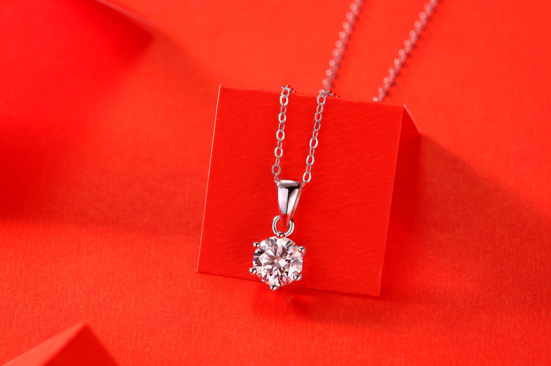 Breeze Dance - Affordable Diamond Jewelry Necklace Pendant Set With 1-carat, 2-carat And 3-carat Moissan Diamonds, S925 Sterling Silver And Platinum-plated. Fashionable And Trendy Jewelry.