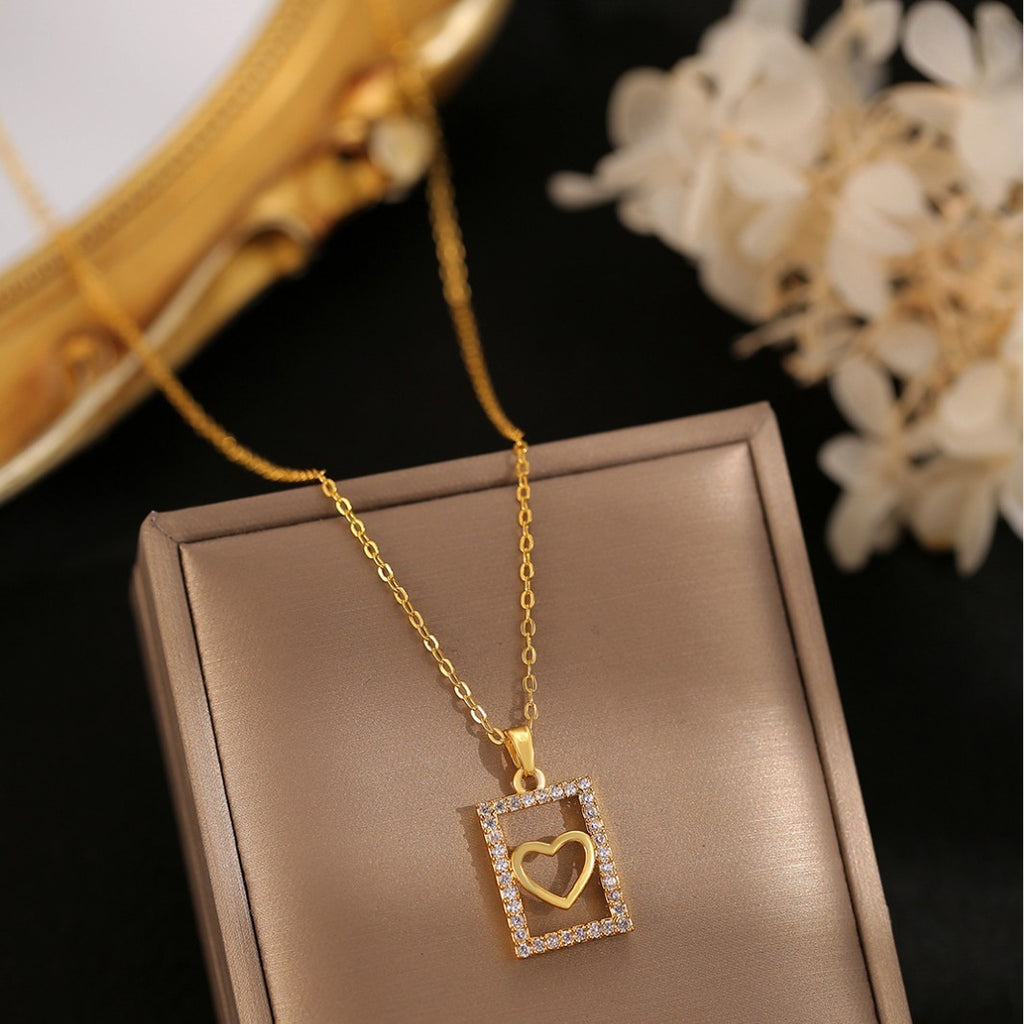 Fashion Minority Design High-grade All-match Titanium Steel Heart Necklace